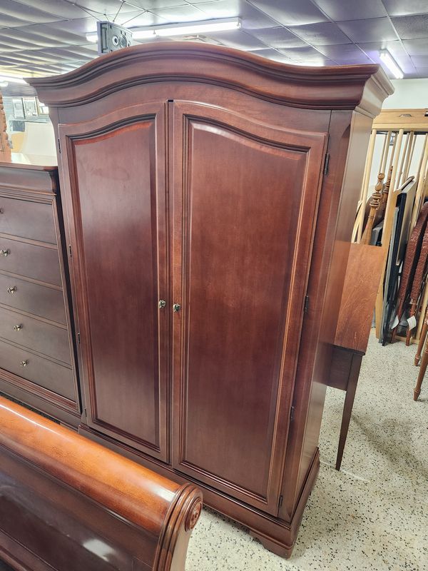 Thomasville Cherry  Armoire