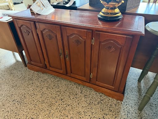 Side Board