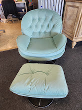 Teal tufted velvet swivel accent chair