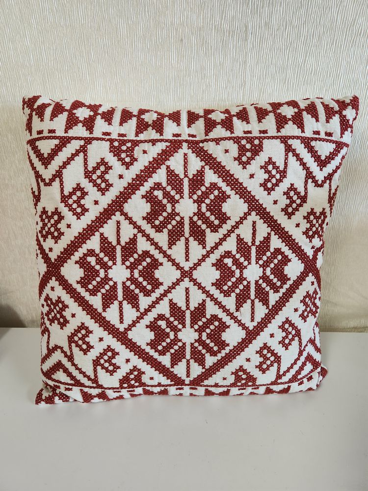 Creme Throw Pillow