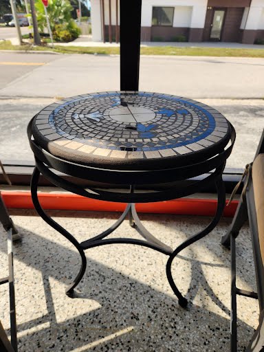 KNF NEILLE OLSON | Mosaic End Table 18R"