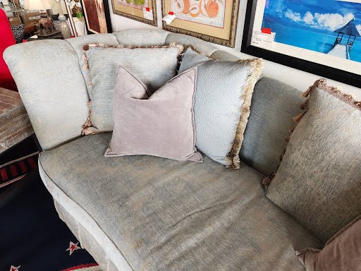 Lexington Shabby Sofa