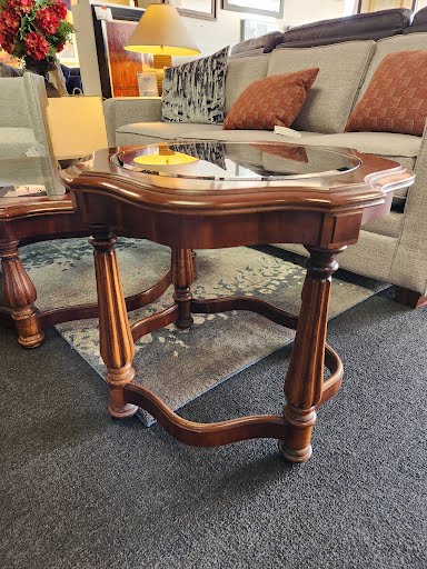 26R" Glass Insert End Table