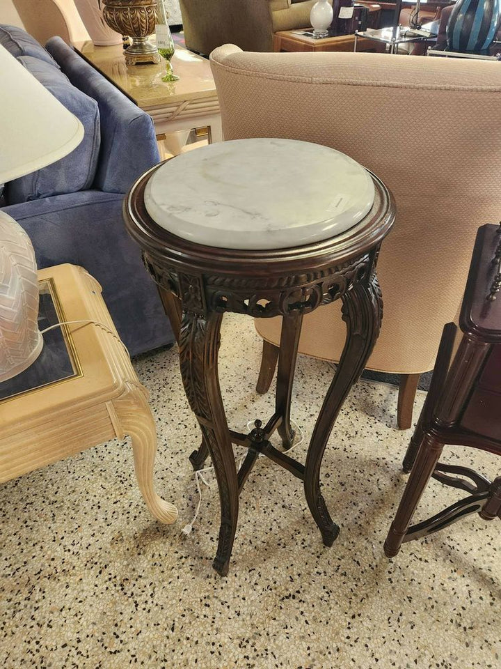 16" Round End Table