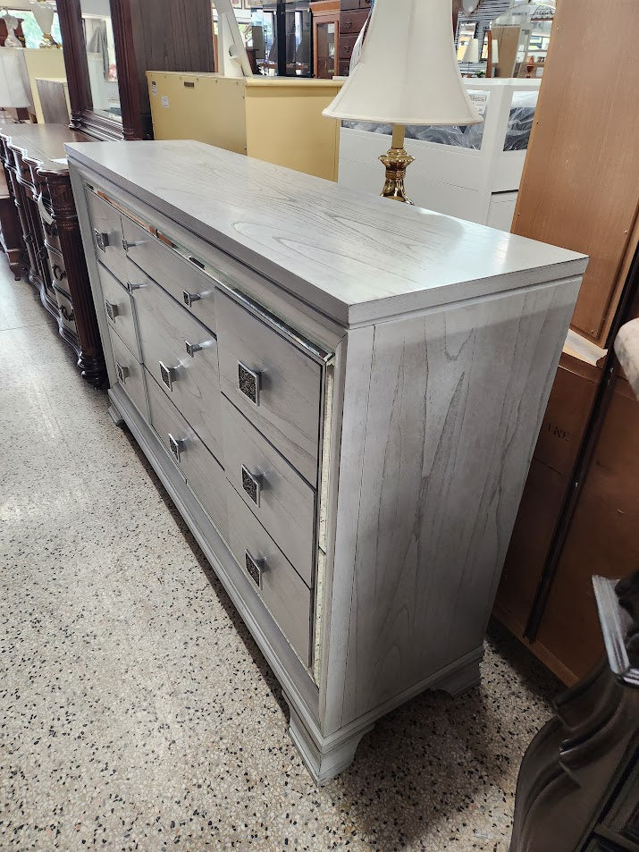 Light Wood Mirrored Trim Dresser