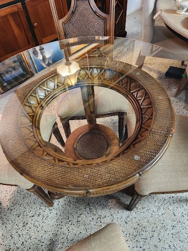48" Haverty's Dining Set