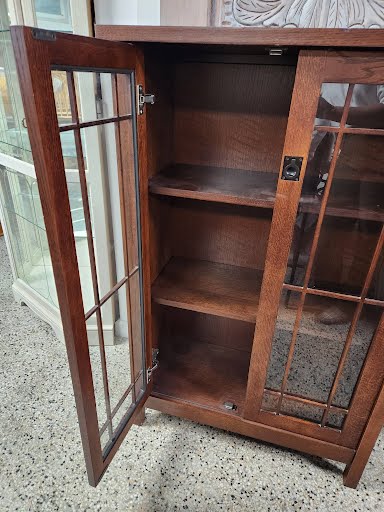 31W" Short Bar Cabinet