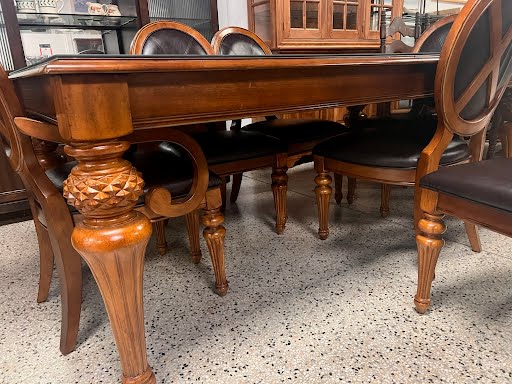 Dining Set Cindy Crawford w. 6 Chairs