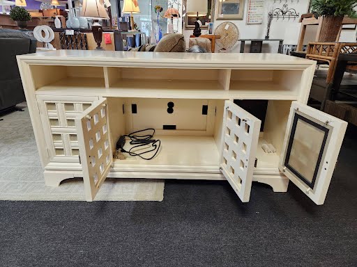 Lattice Front Cream Buffet