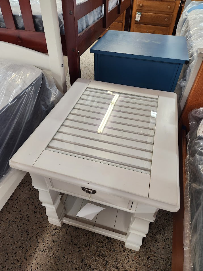 American Signature Cottage Style  End Table