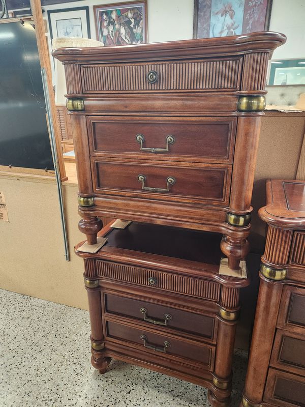 Mahogany Dresser + 2 Nightstands