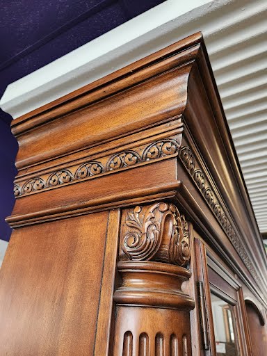 Hooker Furniture Cherry Desk w. Hutch