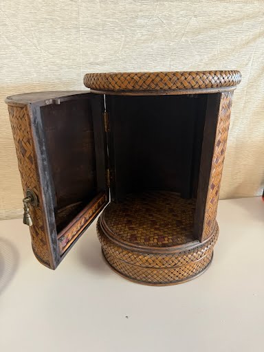 Weaved Rattan Plant Stand