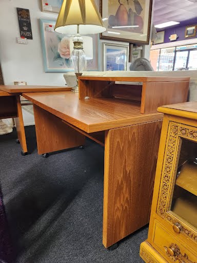4 Pieces- L Shape Desk