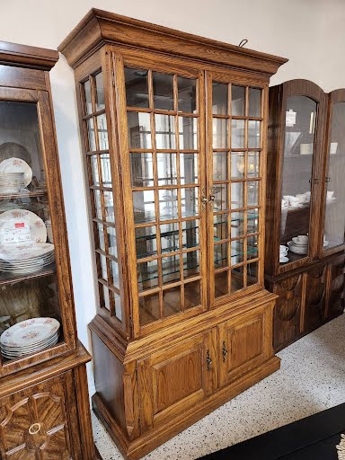 42" China Cabinet - Light Wood