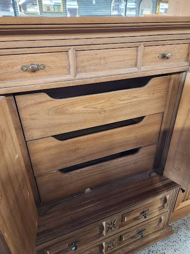 39W" American Martinsville Armoire