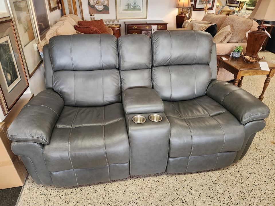 Charcoal Double Recliner Center Console Love Seat