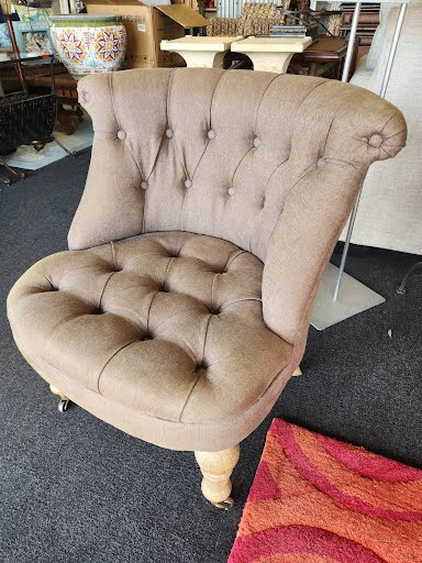 Tufted Chair