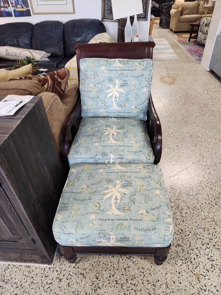 Braxton Culler Chair w. Ottoman