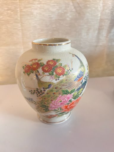 Oriental Vase 6" Height  Decor