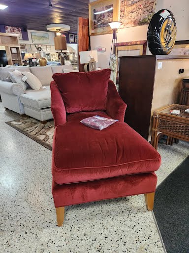 Ethan Allen Chaise Red Velvet