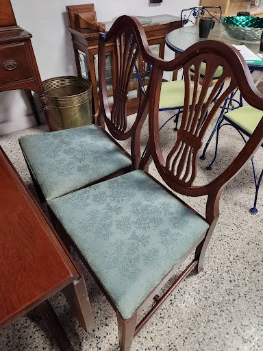 Vintage Drop Leaf Dining Set w. 6 Chairs