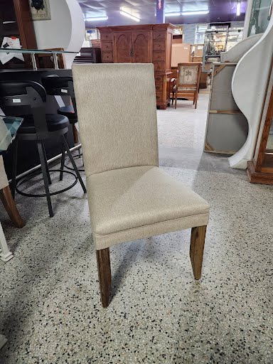 Dining Set Glass top w. Four chairs