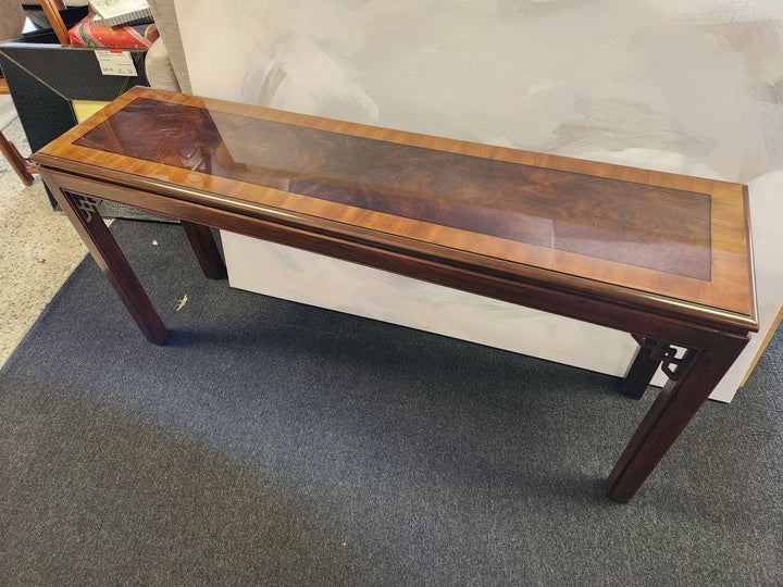 Drexel Sofa Table w. Two Stools