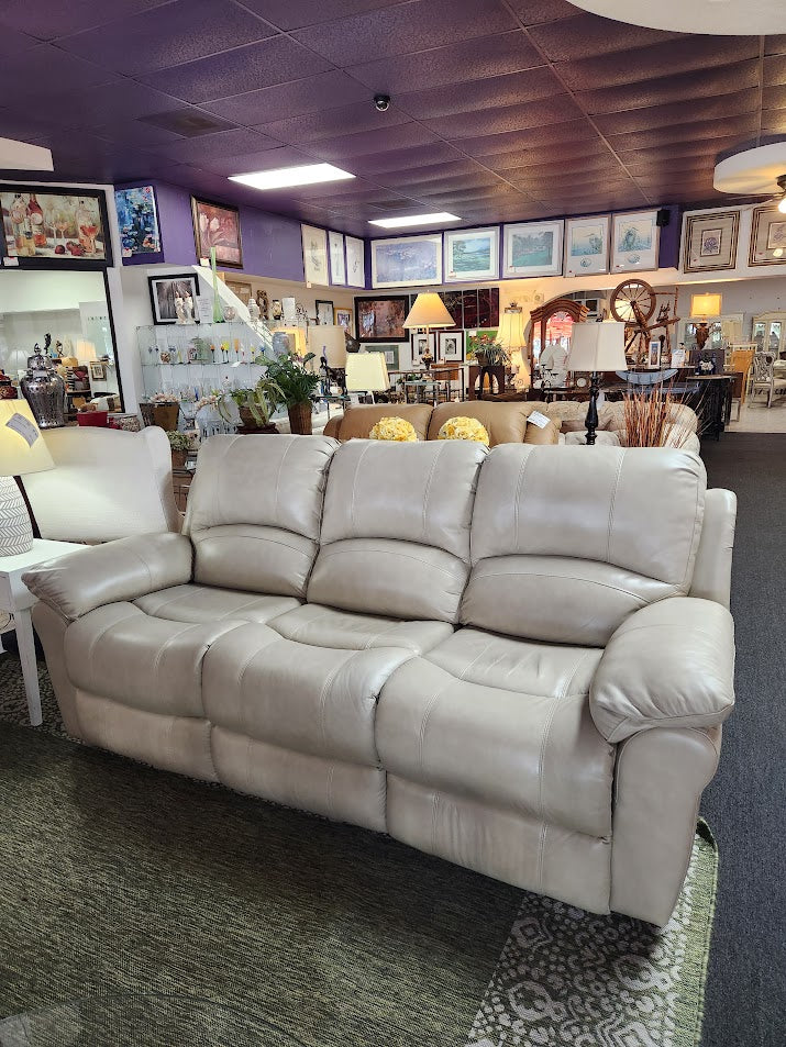 Rooms to Go Sofa