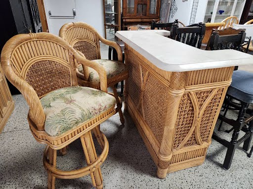 53W" Bamboo/Rattan Bar with Two Stools