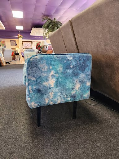 52W" Bench - Blue/White