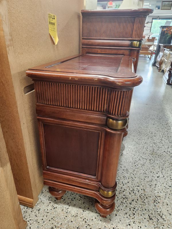 Mahogany Dresser + 2 Nightstands
