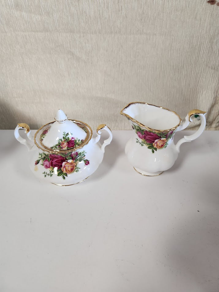 Creamer and Sugar with Lid China