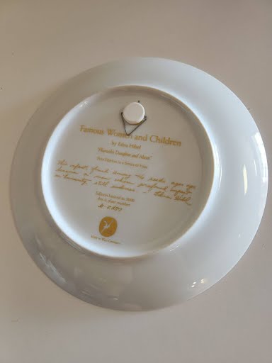 10" HIBEL 'Pharoh's Daughter and Moses' Collector's Plate (+ box)