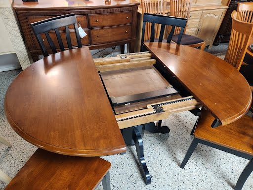44R" Dining Set - Cherry/Black