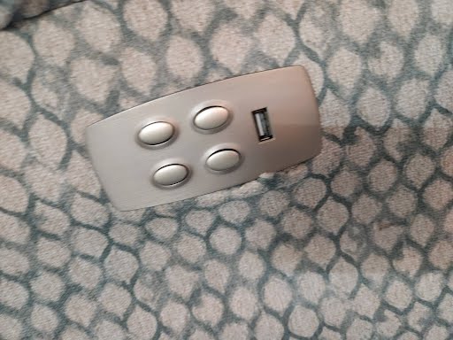 LA-Z-BOY Electric Recliner - Teal/Beige Pattern