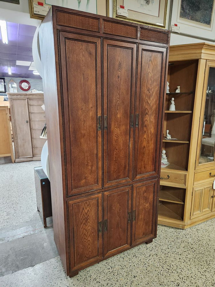 Champaign Style Henredon China Cabinet