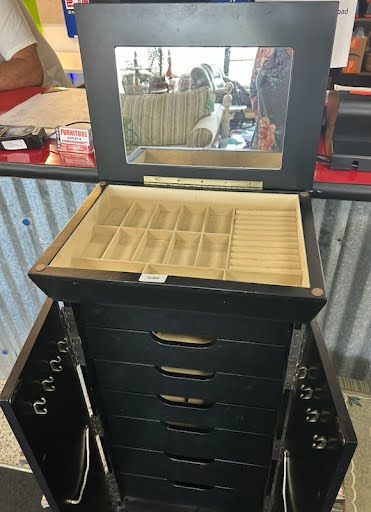 Jewelry Chest Black w. Mirror