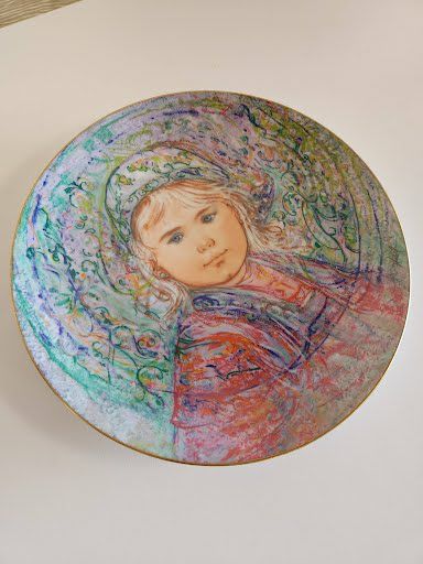 10" HIBEL “La Contessa Isabella” Collector's Plate