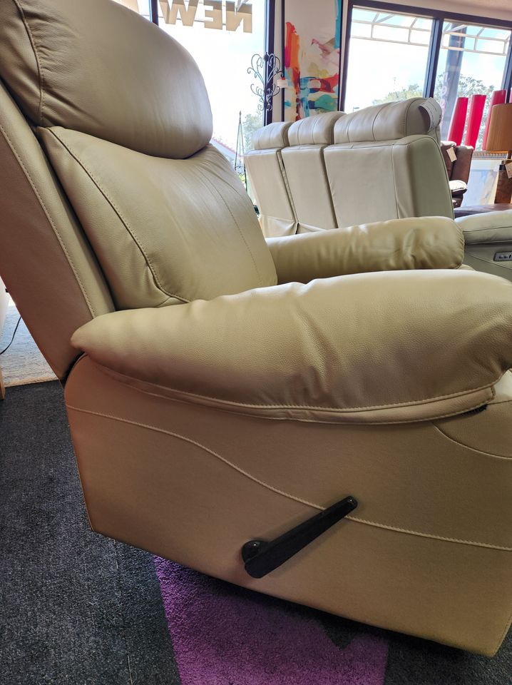 Stanley Chair Muchroom Leather Manual Glider Recliner