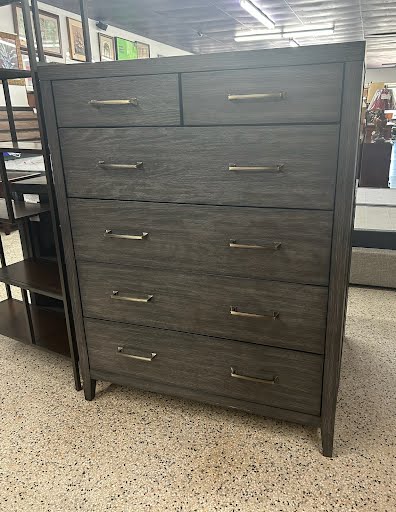 Ashley Furniture High Chest Grey Wash 6 Drawers