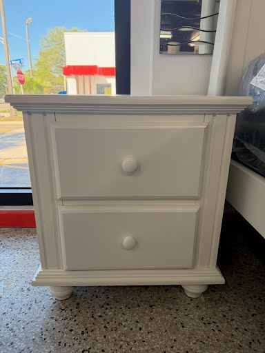 5 PC Queen White Cottage Set