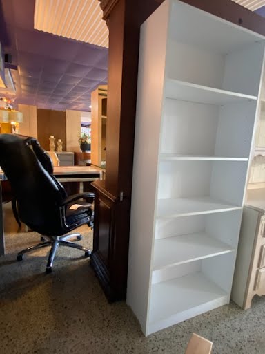 28W" White Bookcase