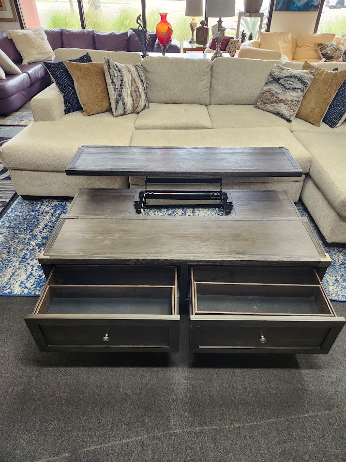 Lift Top Table