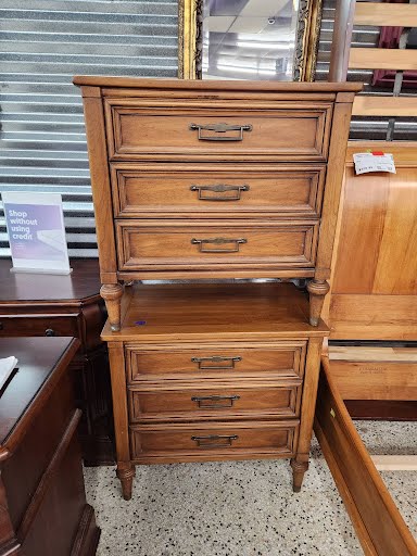 SET OF 2 White Fine Furniture Wood Nightstand