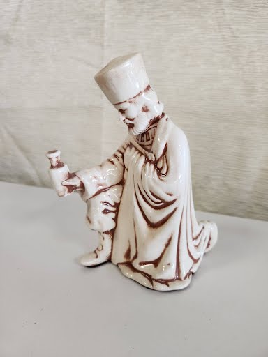 14 Piece "White Duncan Mold Ceramic 1982 Nativity"