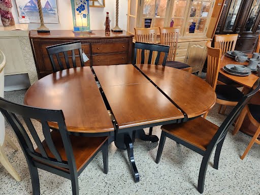 44R" Dining Set - Cherry/Black