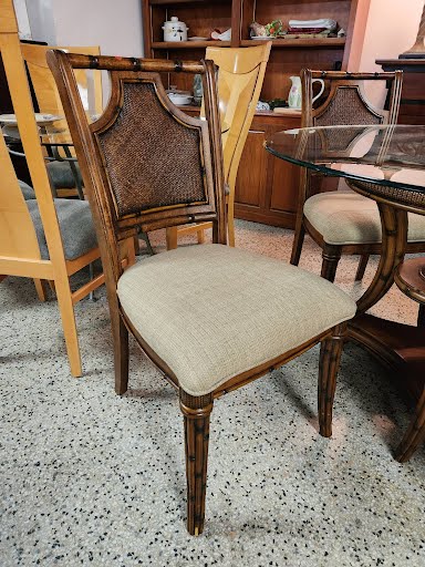 48" Haverty's Dining Set