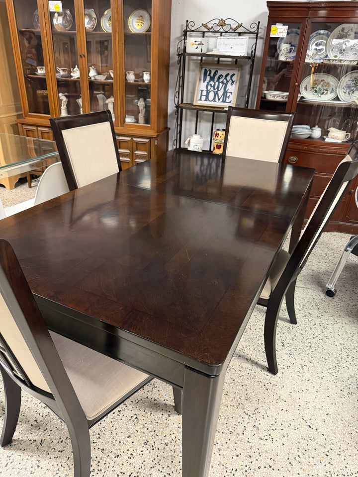 Dining Set