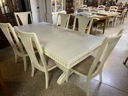 Trestle Dining Set